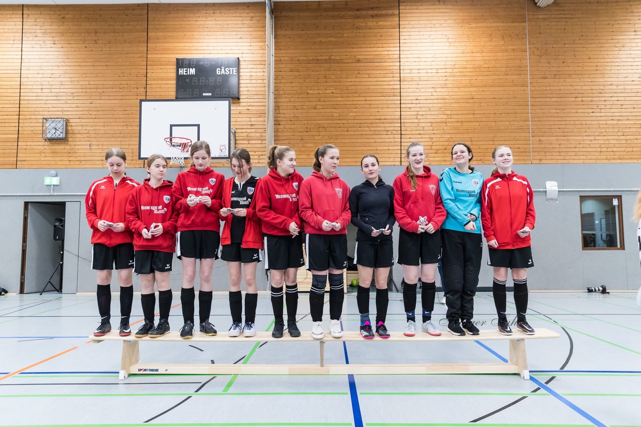 Bild 55 - B2 Loewinnen Cup